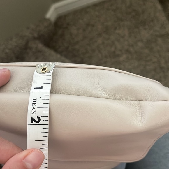 tignanello crossbody strap handbag - Picture 12 of 12